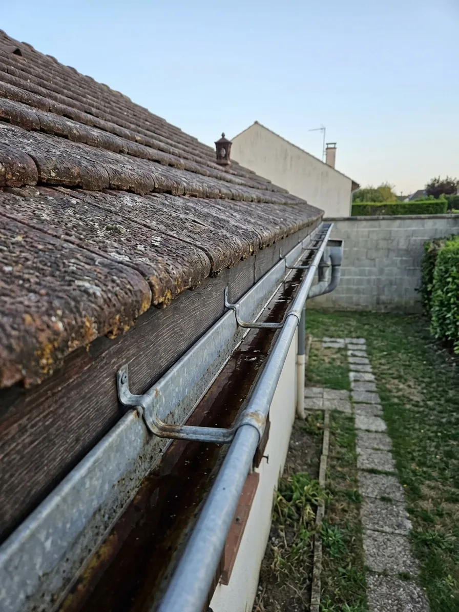 Entretien et réparation de gouttières à Torcy